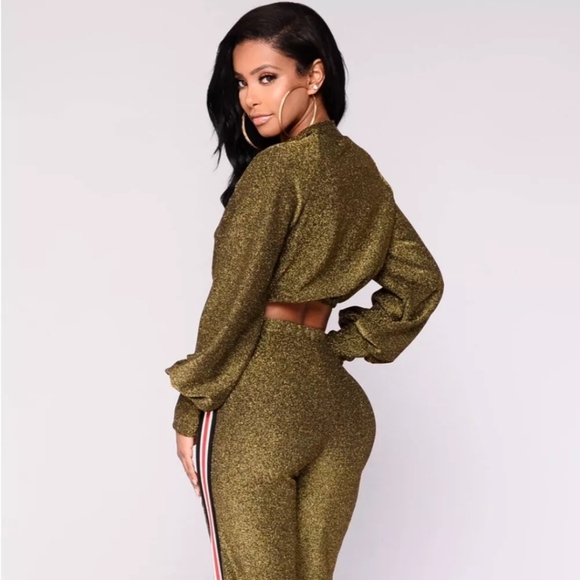 Fashion Nova gold long puff sleeves‎ glittery crop top women's large - Picture 3 of 16